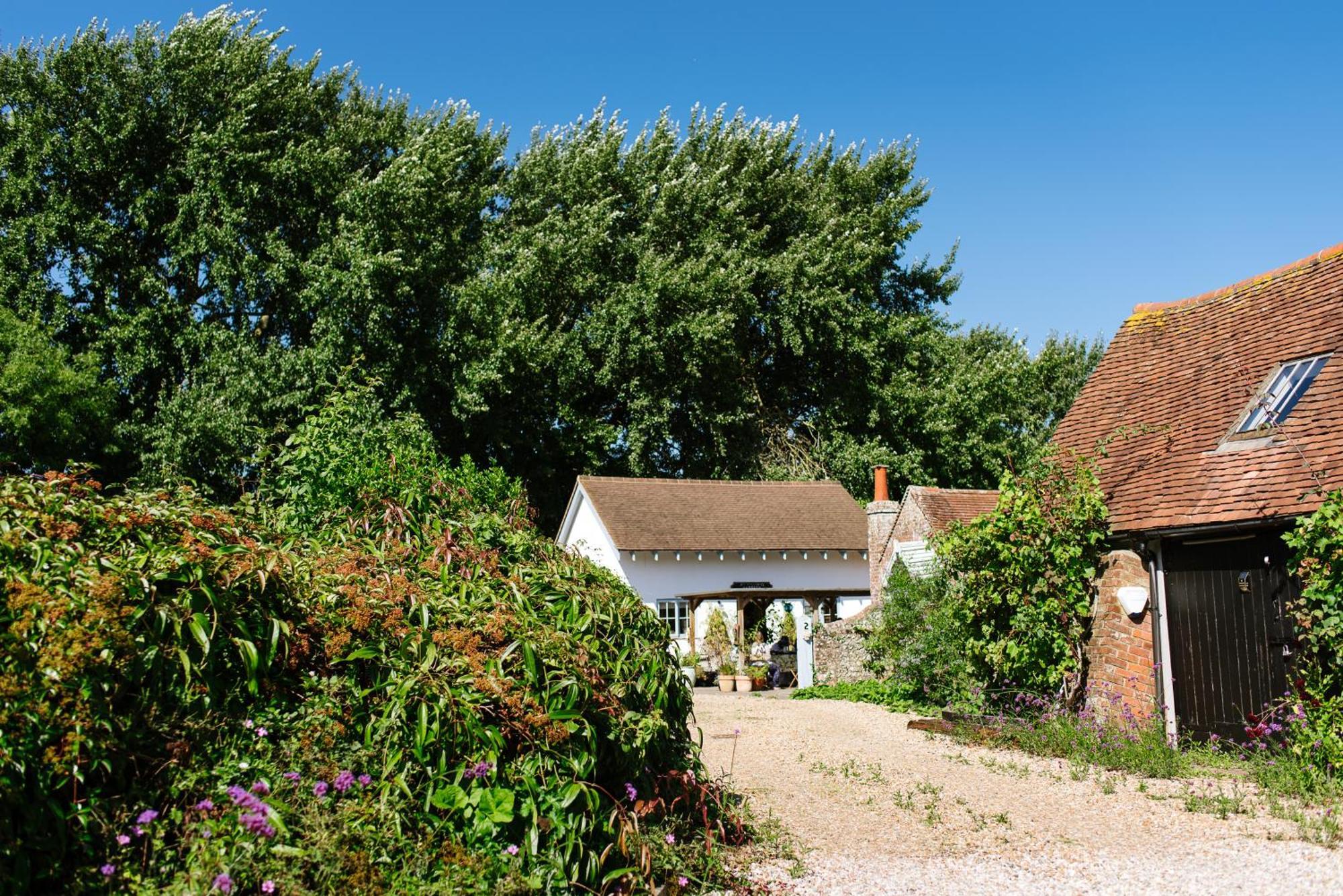 The Lodge At Blue Door Barns Beddingham Exterior photo